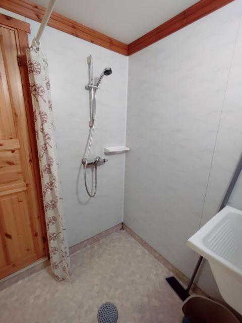 Opslidre Apartment Luaran gambar